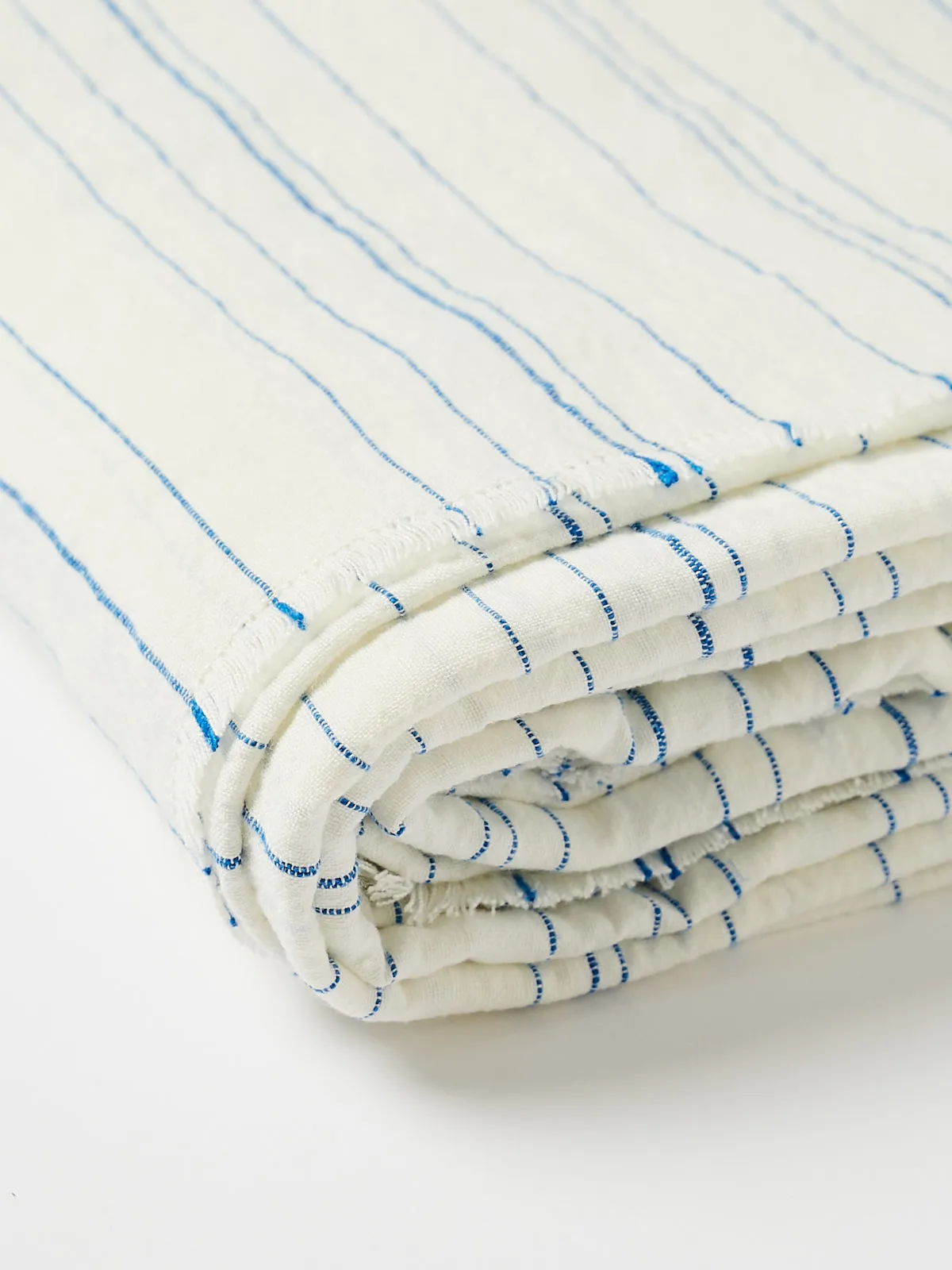 Greta Tablecloth in White/Cobalt Blue
