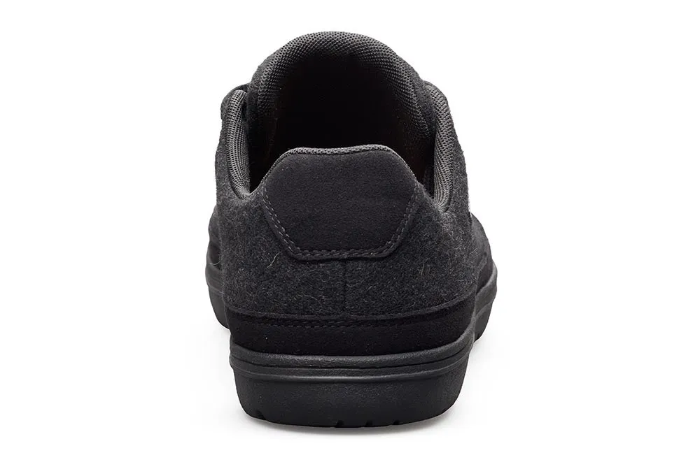 Lems Chillum Sneaker - Sleek Blackjack Design