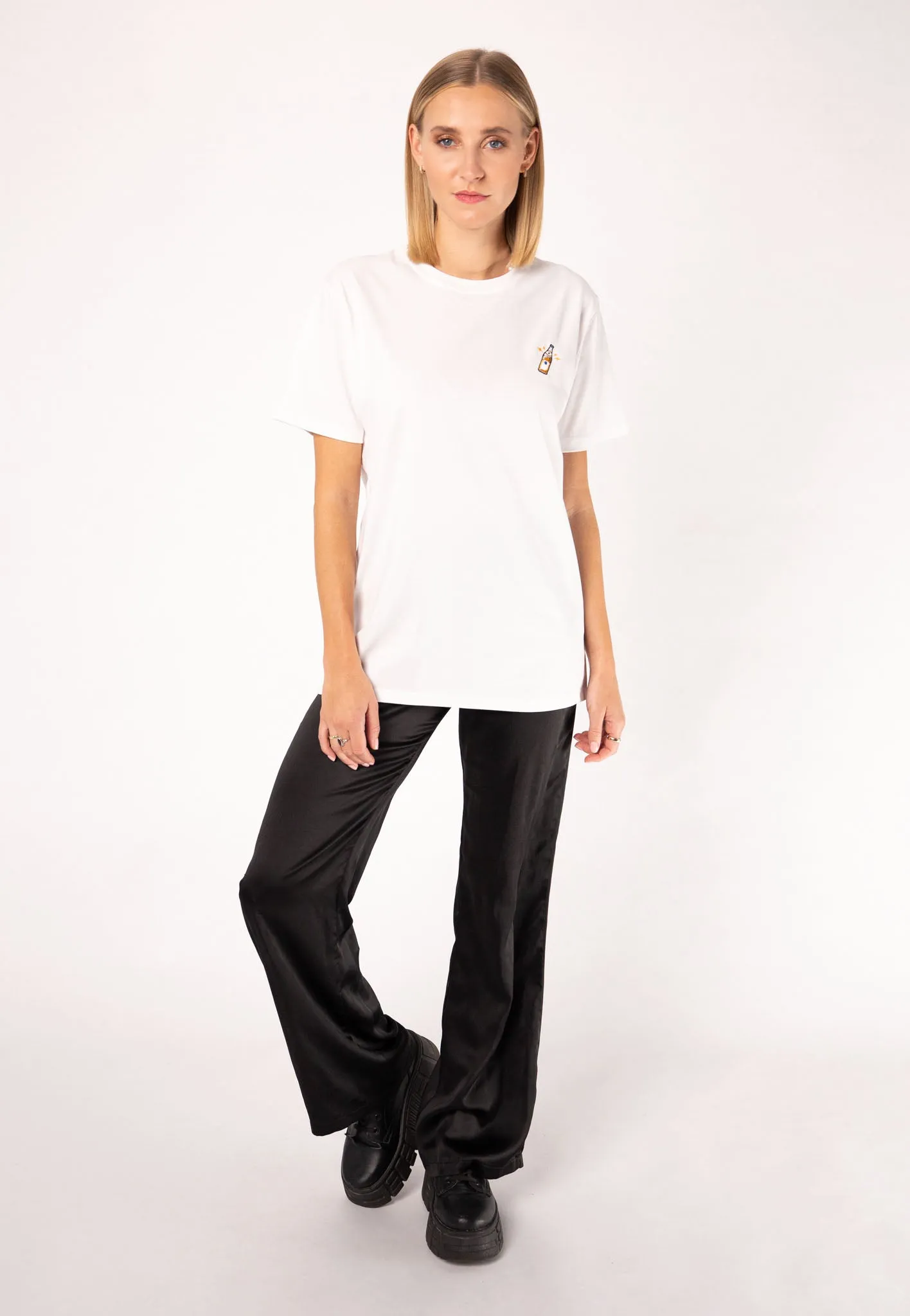 Mate | Besticktes Frauen Oversized Bio Baumwoll T-Shirt