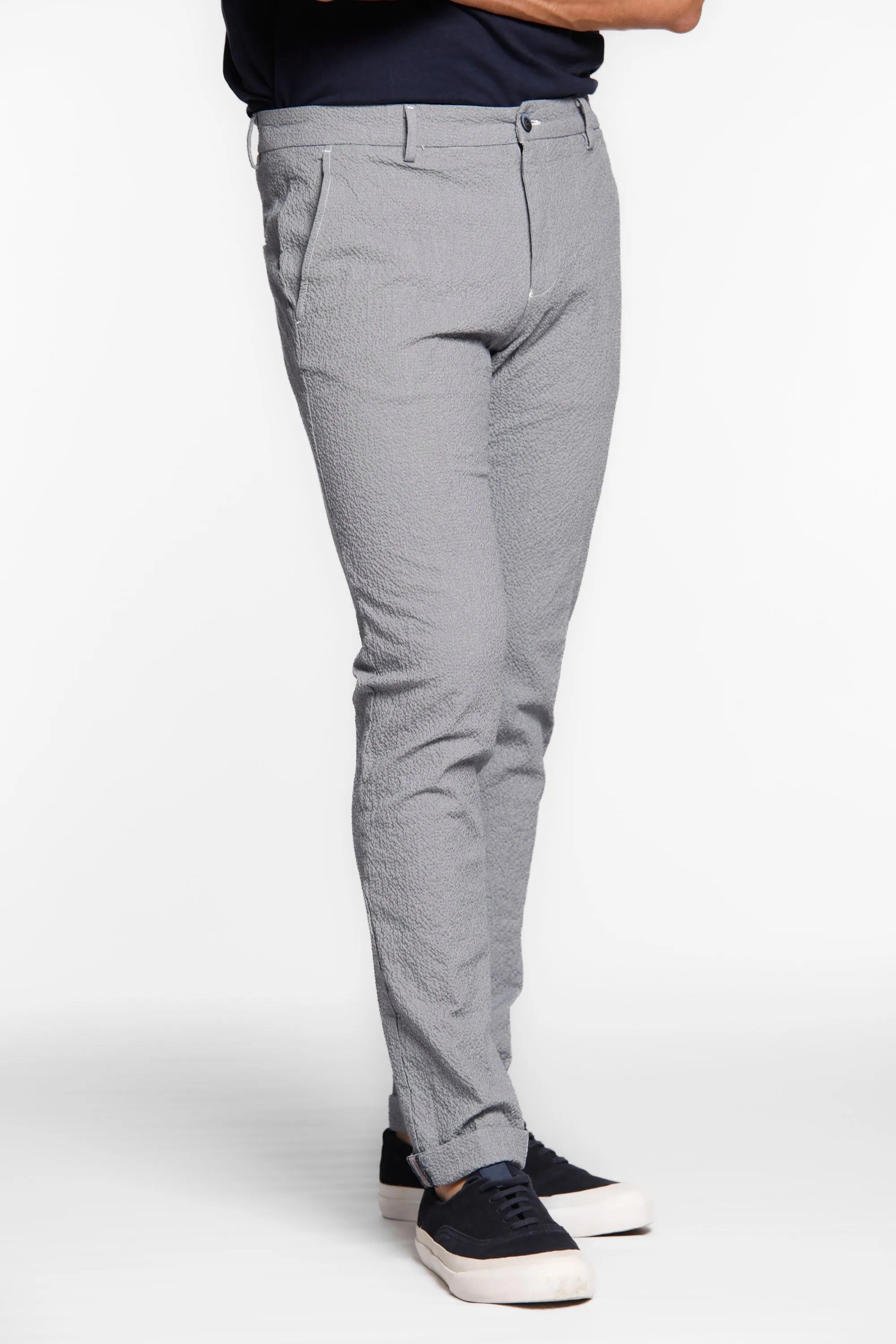 Milano Style pantalone chino uomo in seersucker extra slim fit