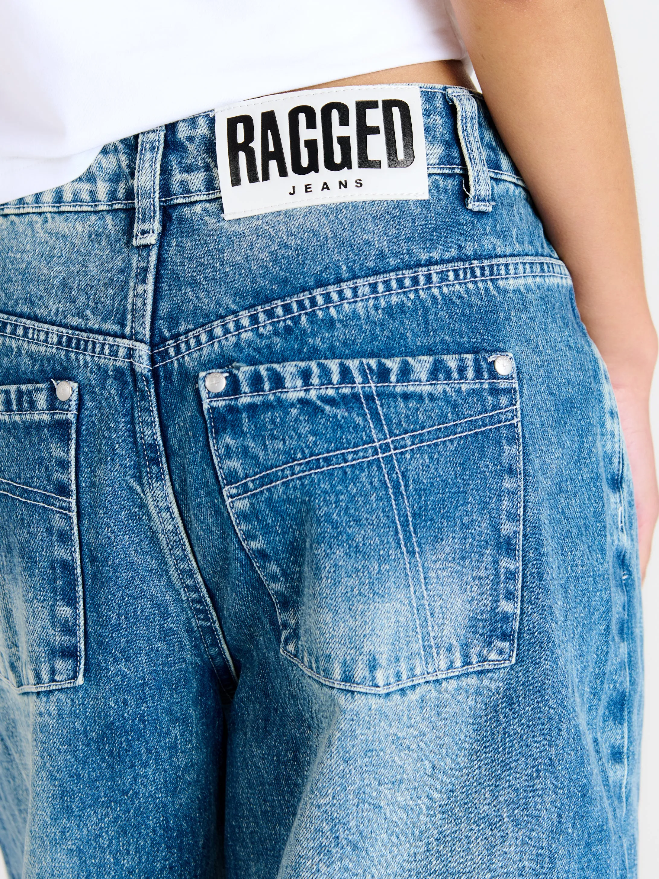 Slim-Fit Sweeper Jeans in Blue