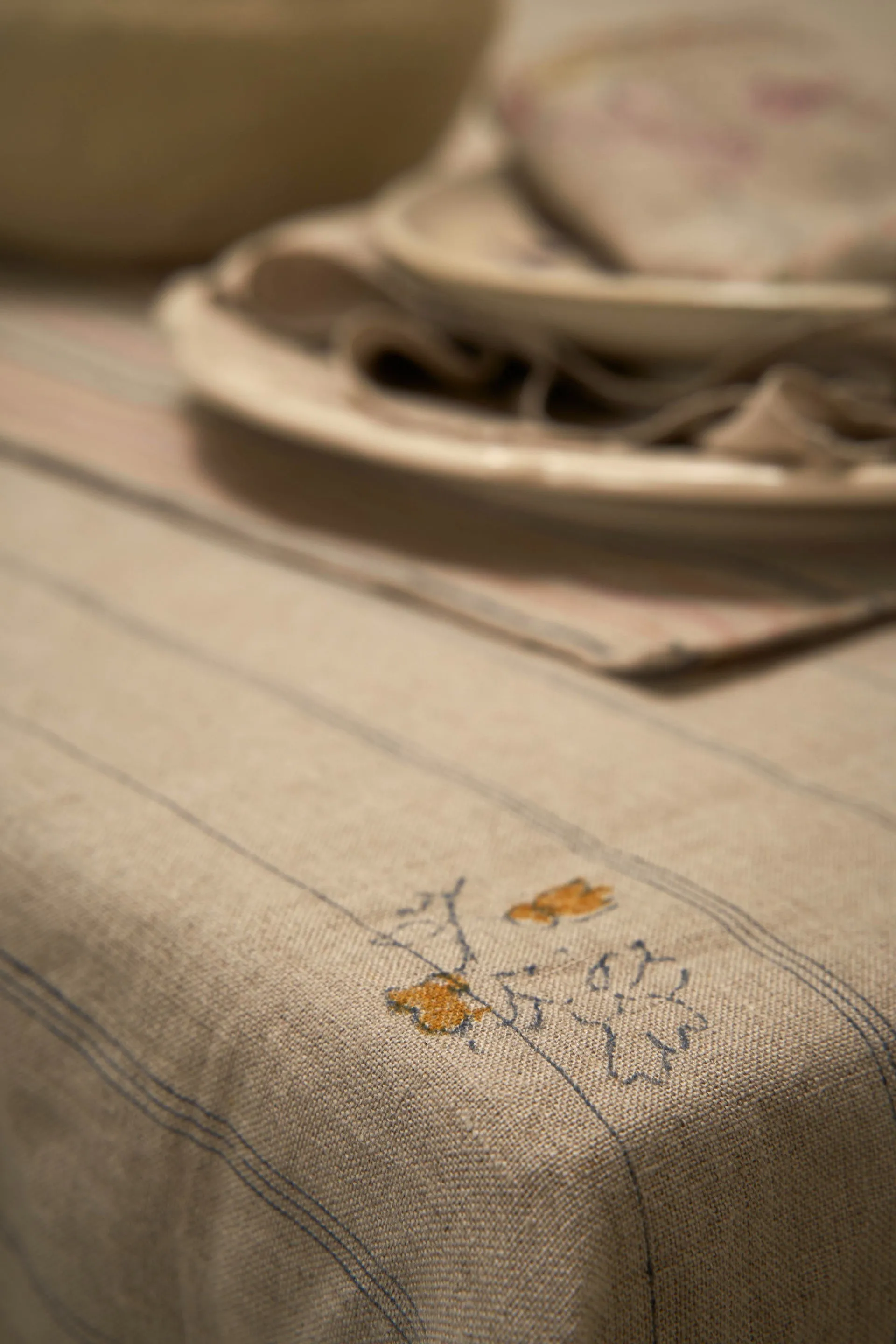 TABLE COVER